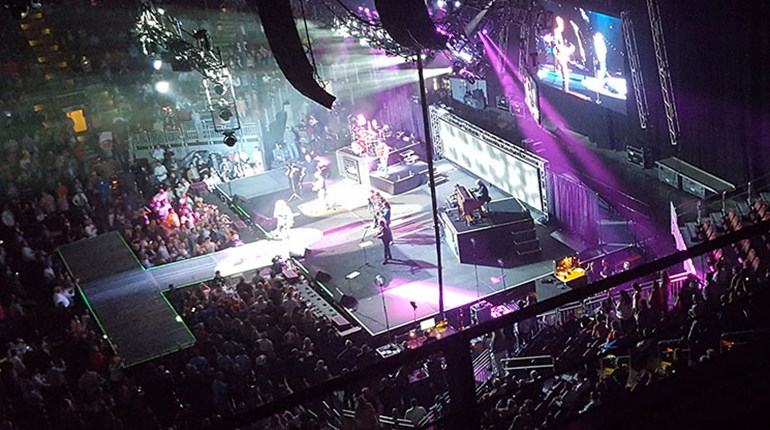 NRA Hunters' Leadership Forum | American Freedom Rings at NRA's Toby Keith Concert