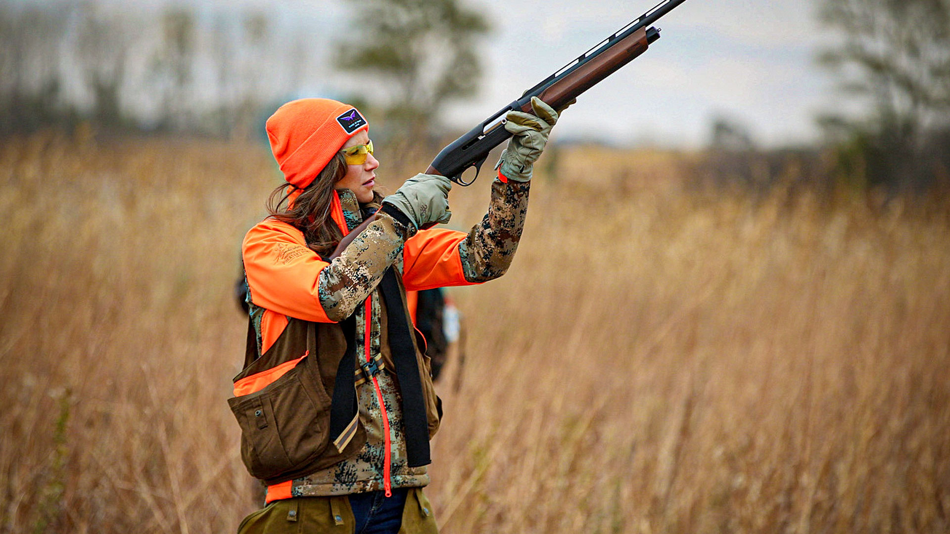 kristi noem hunts birds