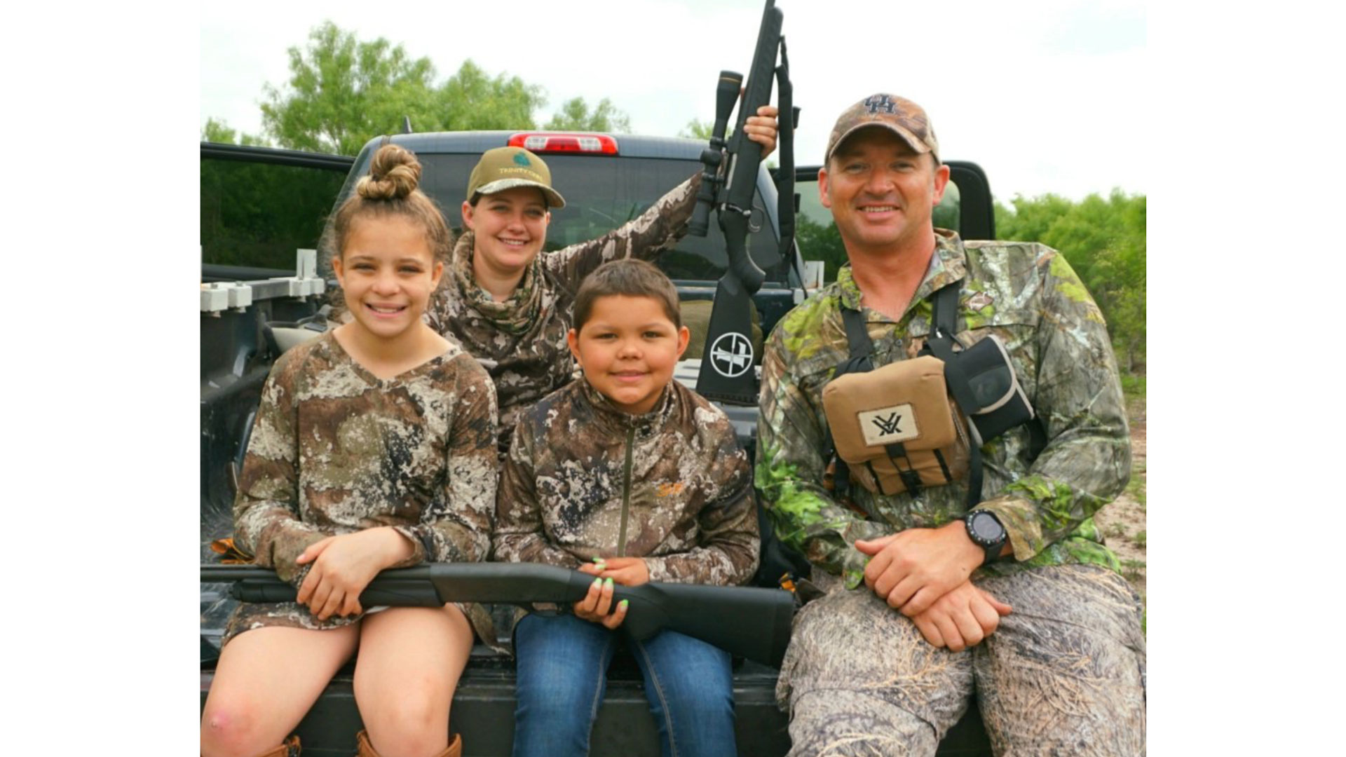 A family enjoys a Trinity Oaks outing.